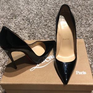 I’m selling my Christian Louboutin heels